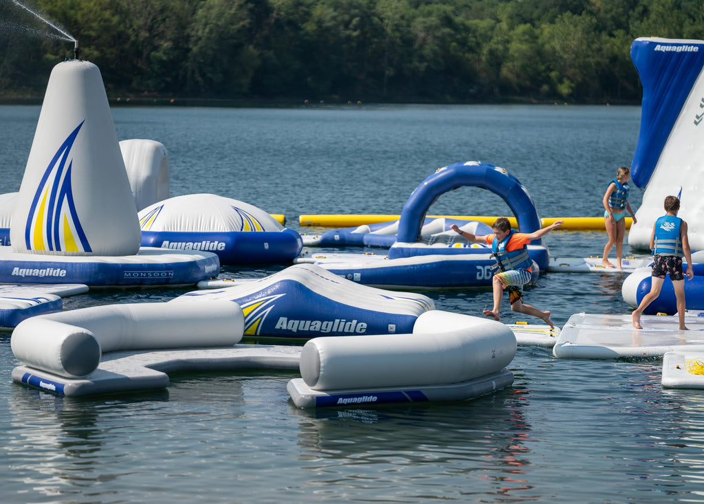 Inflatable Lounge Dock Platform with Integrated Cooler